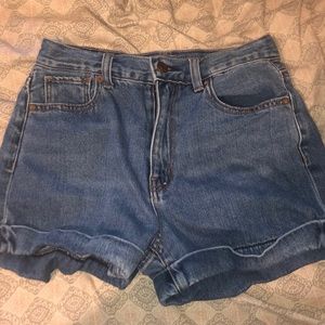AE mom shorts